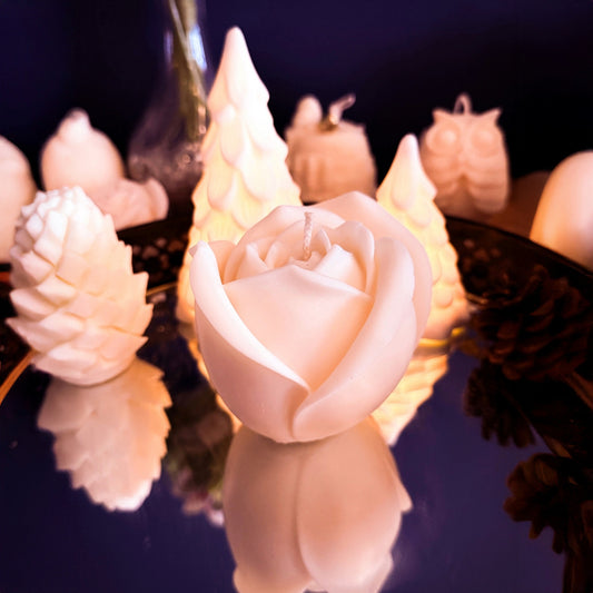 Handmade large rose-shaped candle made from natural soy wax, elegant sculpted flower design with smooth matte finish, decorative floral candle for refined home decor.