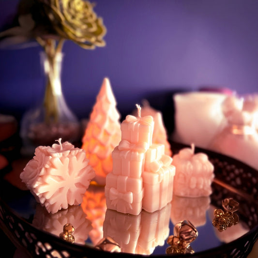 Handmade decorative soy wax candle shaped as gifts – A Gift Moment, made in Norway